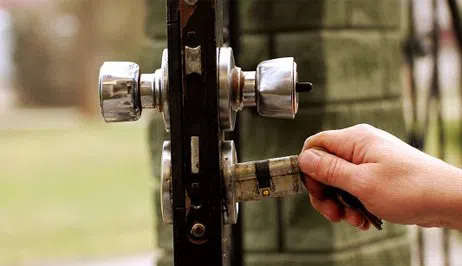 St Francis WI Locksmith Store St Francis, WI 414-930-2114 St Francis WI Locksmith Store St Francis, WI 414-930-2114 - 13-Re-key-Locks